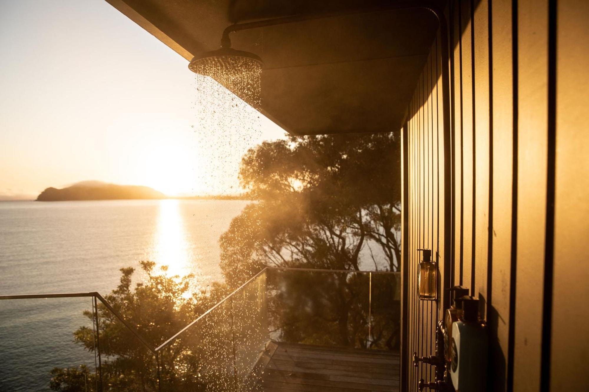 Cape Mackerel Cabin With Magic Palm Beach & Pittwater Views Villa Great Mackerel Beach Exteriör bild
